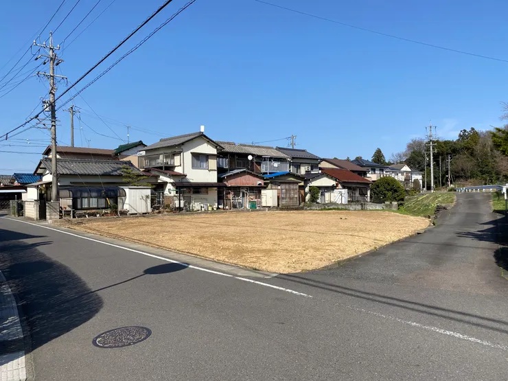 美濃加茂市加茂野町☆建築条件無土地　南向き☆広い敷地☆